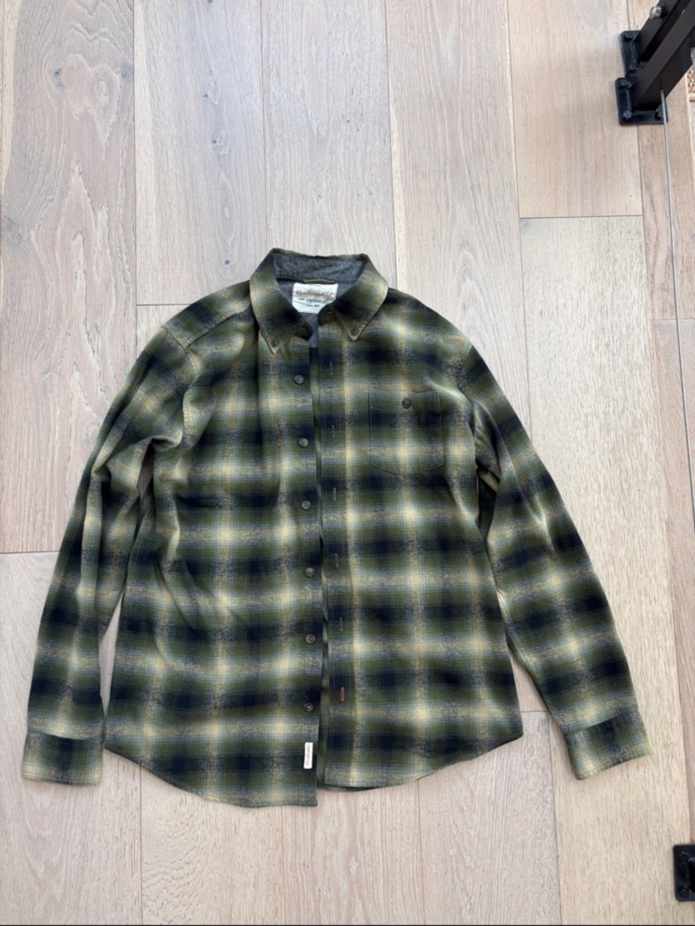 Weatherproof Green and Black Plaid Button-Down Shirt